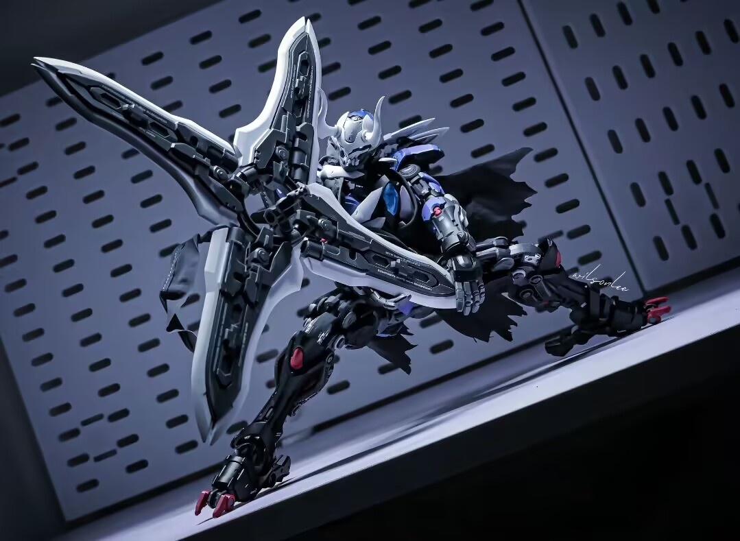 Em Promoção Agora: Kit de Mont - Model Kit Lone Shadow avaliação e preço