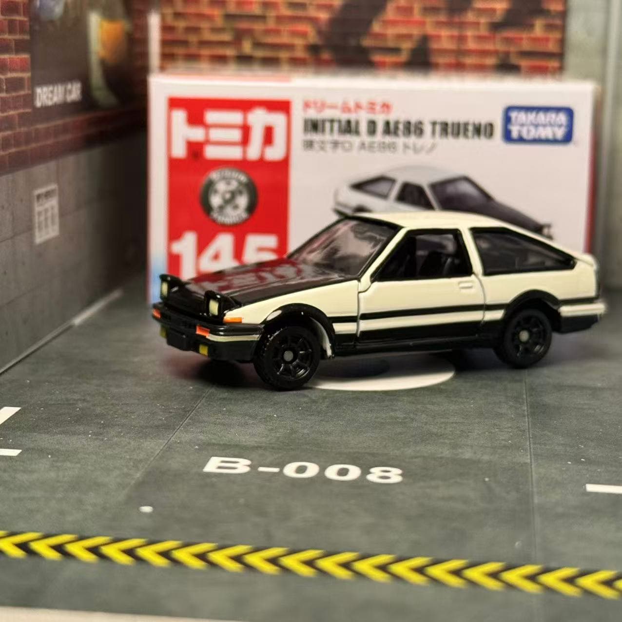 Sonho Tomica NO. 145 Inicial D - Model Kit Ae86 avaliação e preço