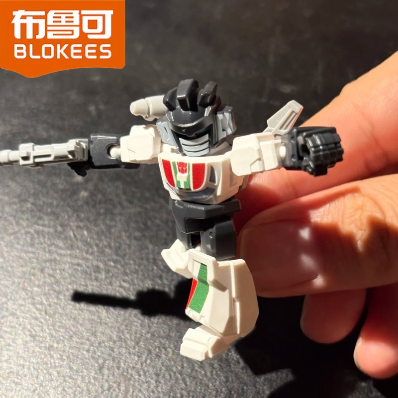 Blokees Transformers Série Def - Model Kit Transformers avaliação e preço